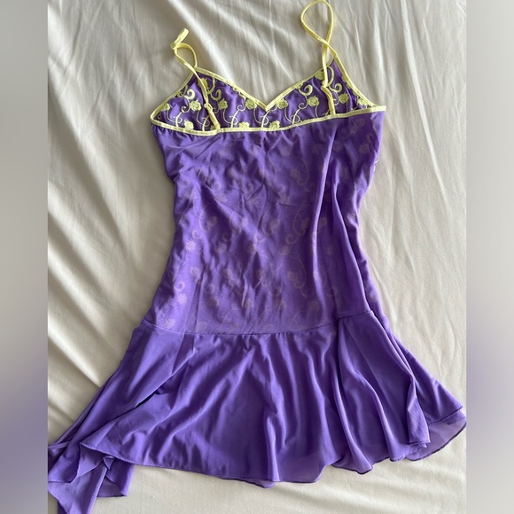 Victoria Secret Teddy Dress - Picture 3 of 4